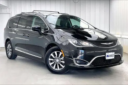 Chrysler Pacifica 2019 Touring L Plus 4dr Mini-Furgóneta