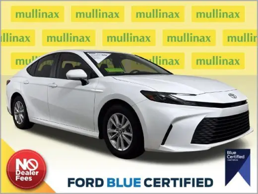 Toyota Camry 2025 LE 4dr Sedán