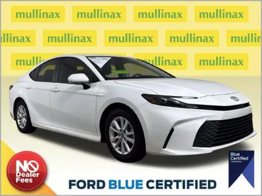 Toyota Camry 2025 LE 4dr Sedán