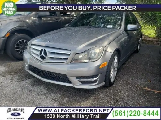 Mercedes-Benz Clase C 2013 C 250 Luxury Sedán 4 puertas