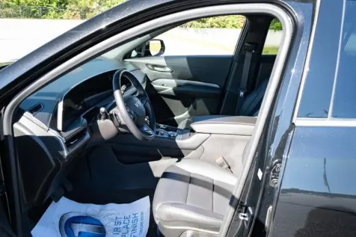 Cadillac XT4 2024 Premium Luxury, 4 puertas, Crossover