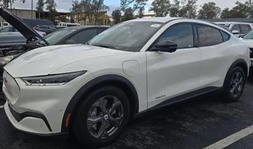 Ford Mustang Mach-E 2023 Select 4dr SUV