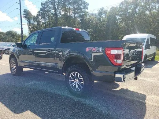 Ford F-150 2021 4x4 Lariat 4puertas SuperCrew 5.5 pies Longeta Corta