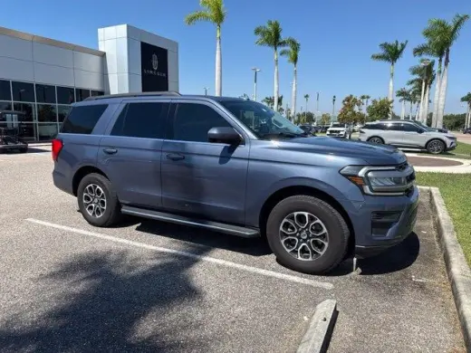 Ford Expedition 2022 4x4 XLT 4dr SUV