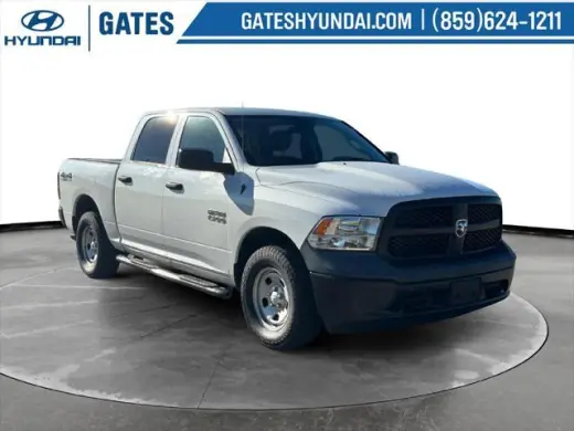 Ram 1500 2018 4x4 Tradesman 4dr Crew Cab 5.5 ft. SB Pickup