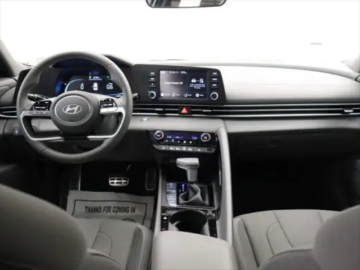 Hòyundai ELANTRA 2026 SEL Sport Premium 4dr Sedan