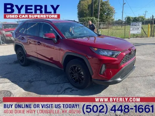 Toyota RAV4 2020 LE 4 SUV