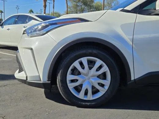 Toyota C-HR 2021 LE 4dr Crossover