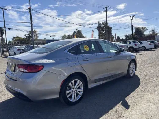 2016 Chrysler 200