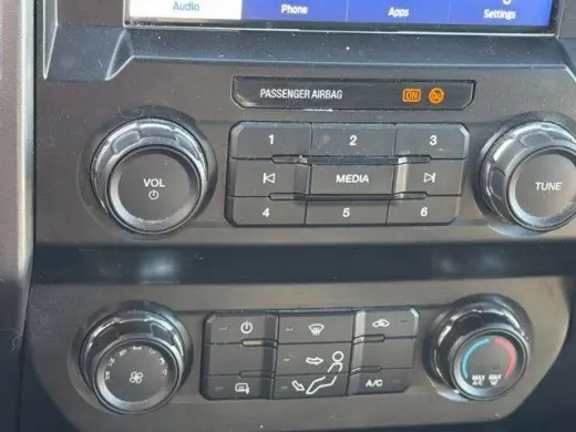 Ford F-250 Super Duty 2022 4x4 XLT 4 puertas Crew Cab 2.07 m. Bed Pickup