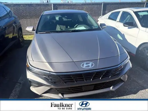 Hyundai ELANTRA 2024 SEL Sedán de 4 puertas