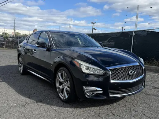 2019 Infiniti Q70L 3.7 LUXE AWD