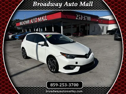 2018 Toyota Corolla iM 4D Hatchback