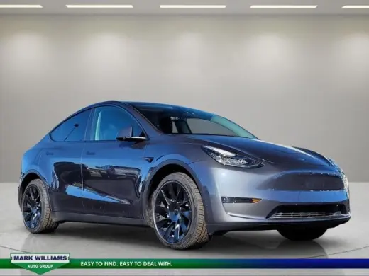 Tesla Model Y 2023 AWD Long Range 4dr Crossover