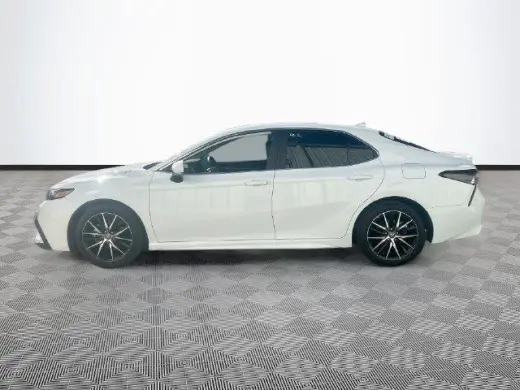 Toyota Camry 2024 SE 4dr Sedán