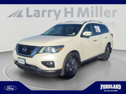 Nissan Pathfinder 2017 4x4 S 4dr SUV