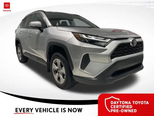 Toyota RAV4 2024 XLE SUV de 4 puertas
