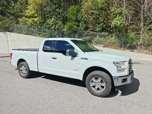 Ford F-150 2017 4x2 XLT 4dr SuperCab 6.5 ft. SB