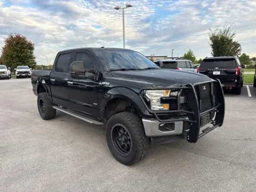 Ford F-150 2017 4x4 XLT 4dr SuperCrew 5.5 ft. SB