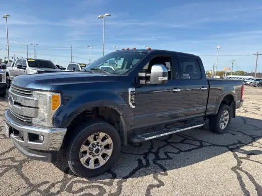 Ford F-250 Super Duty 2017 4x4 Lariat Cabina Triples 4 puertas 6.8 pies SB Camioneta