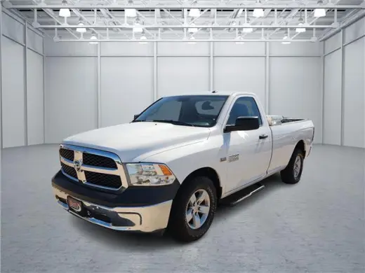 Ram 1500 2017 4x2 Tradesman 2dr Cabina Regular 8 ft. LB Pickup