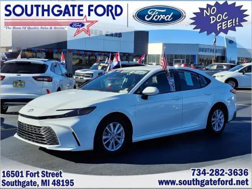 Toyota Camry 2025 LE 4dr Sedán