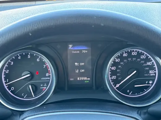 Toyota Camry 2018 LE 4dr Sedán