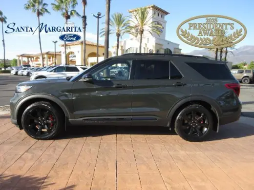Ford Explorer 2022 AWD ST SUV de 4 puertas