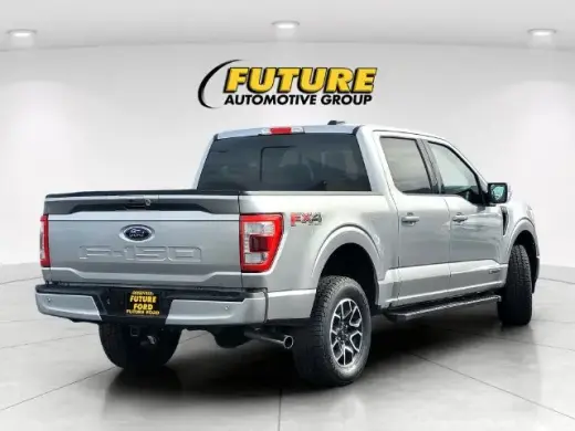 Ford F-150 2022 4x4 Lariat 4 puertas SuperCrew 5.5 pies Caja Corta