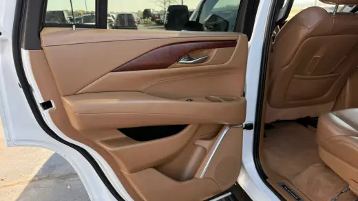 2017 CADILLAC ESCALADE