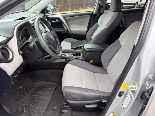 Toyota RAV4 2015 XLE 4dr SUV