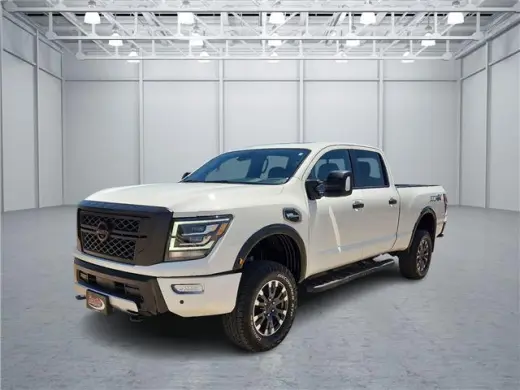 Nissan Titan XD 2024 4x4 PRO-4X 4dr Cabina de Crew 6.6 ft. LB