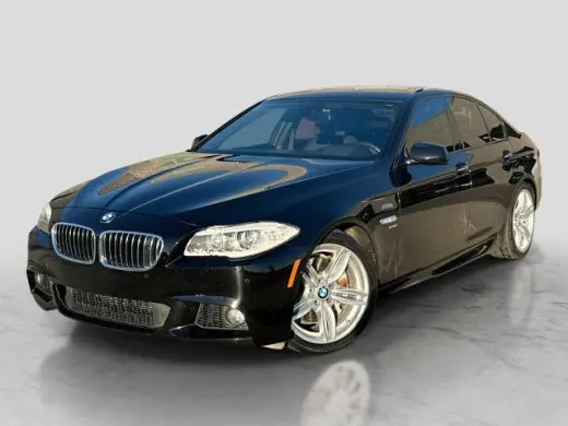 Sedán BMW 5 Series 2012 AWD 550i xDrive 4dr