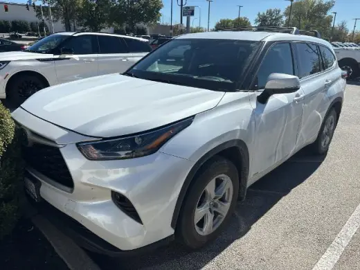 Toyota Highlander Hybrid 2022 AWD LE SUV de 4 puertas