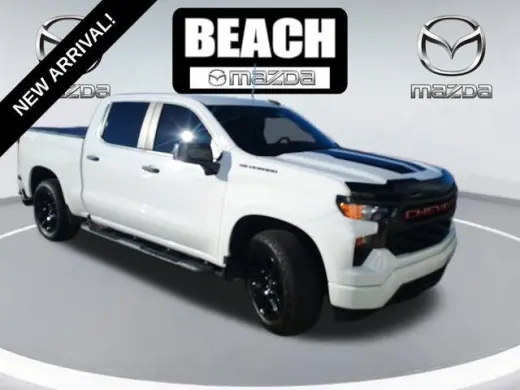 Chevrolet Silverado 1500 2023 4x4 Custom 4dr Crew Cab 5.8 ft. SB
