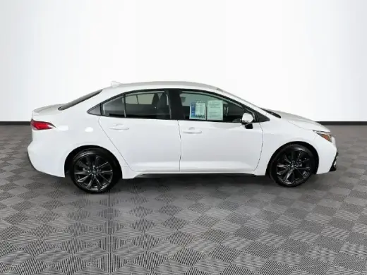 Toyota Corolla 2027 SE 4dr Sedán