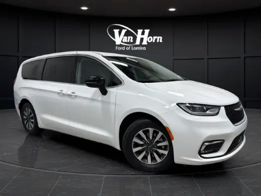 2024 Chrysler Pacifica Hybrid