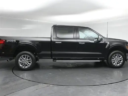 Ford F-150 2024 4x4 XLT 4dr SuperCrew 5.5 ft. SB