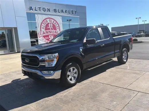 Ford F-150 2021 4x4 XLT 4dr SuperCab con cabina de 6.5 pies de longitud