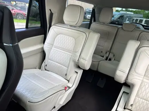 Lincoln Navigator L 2022 4x4 Black Label SUV de 4 puertas