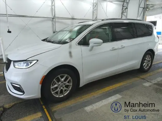 Chrysler Pacifica 2021 Touring L 4d Mini-Van