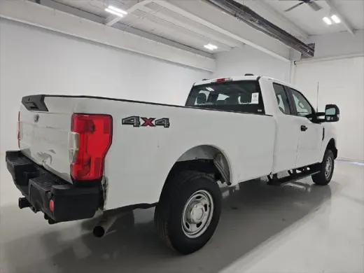 Ford F-250 Super Duty 2022 4x4 Lariat 4dr SuperCab 6.8 ft. SB Pickup