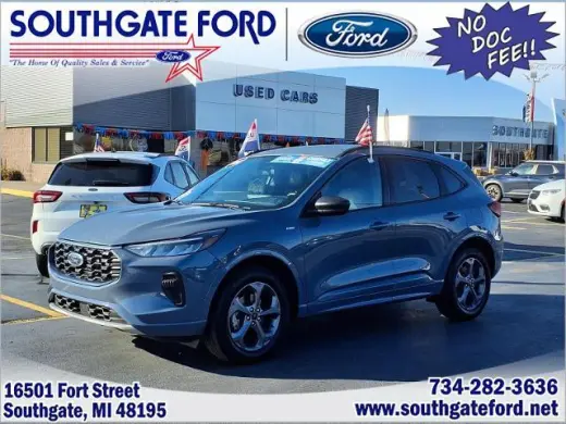 Ford Escape 2024 con tracción en las cuatro ruedas ST-Line de 4 puertas SUV