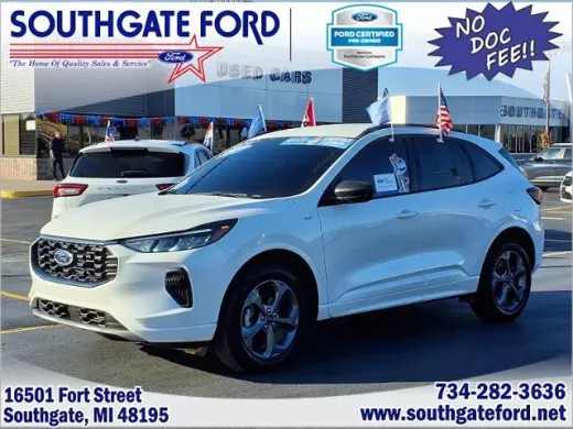 Ford Escape 2024 con tracción en las cuatro ruedas ST-Line 4dr SUV