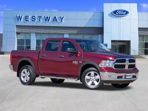 Ram 1500 Classic 2020 4x4 Tradesman 4dr Crew Cab 5.5 ft. SB Pickup