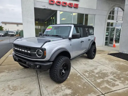 Ford Bronco 2022 4x4 Black Diamond 4 puertas SUV