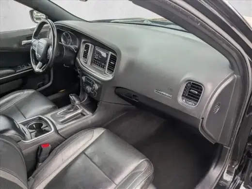Dodge Charger 2022 SXT Sedán de 4 puertas