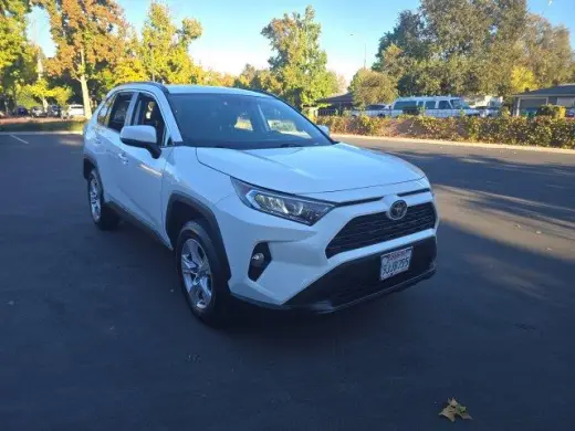 Toyota RAV4 2020 AWD XLE 4dr SUV