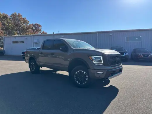 2021 Nissan Titan