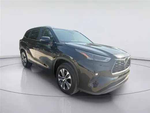 Toyota Highlander 2023 XLE 4dr SUV